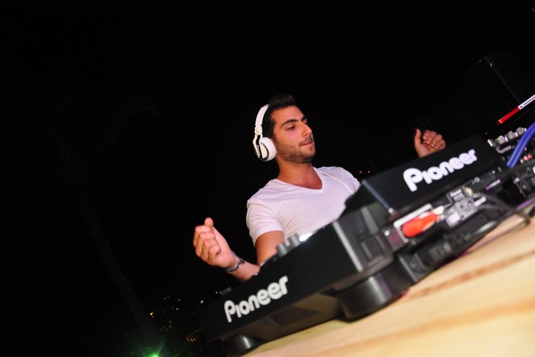 Promo Antoura at Cyan